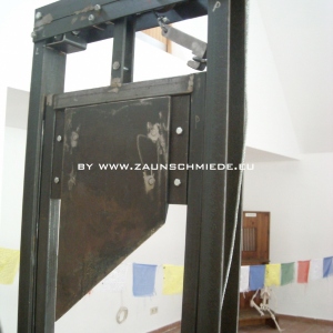 guillotine-zaunschmiede-05