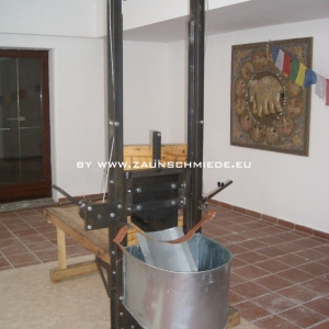 guillotine-zaunschmiede-01
