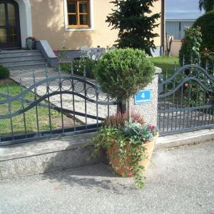 referenzen-grafenegg-zaunschmiede-02